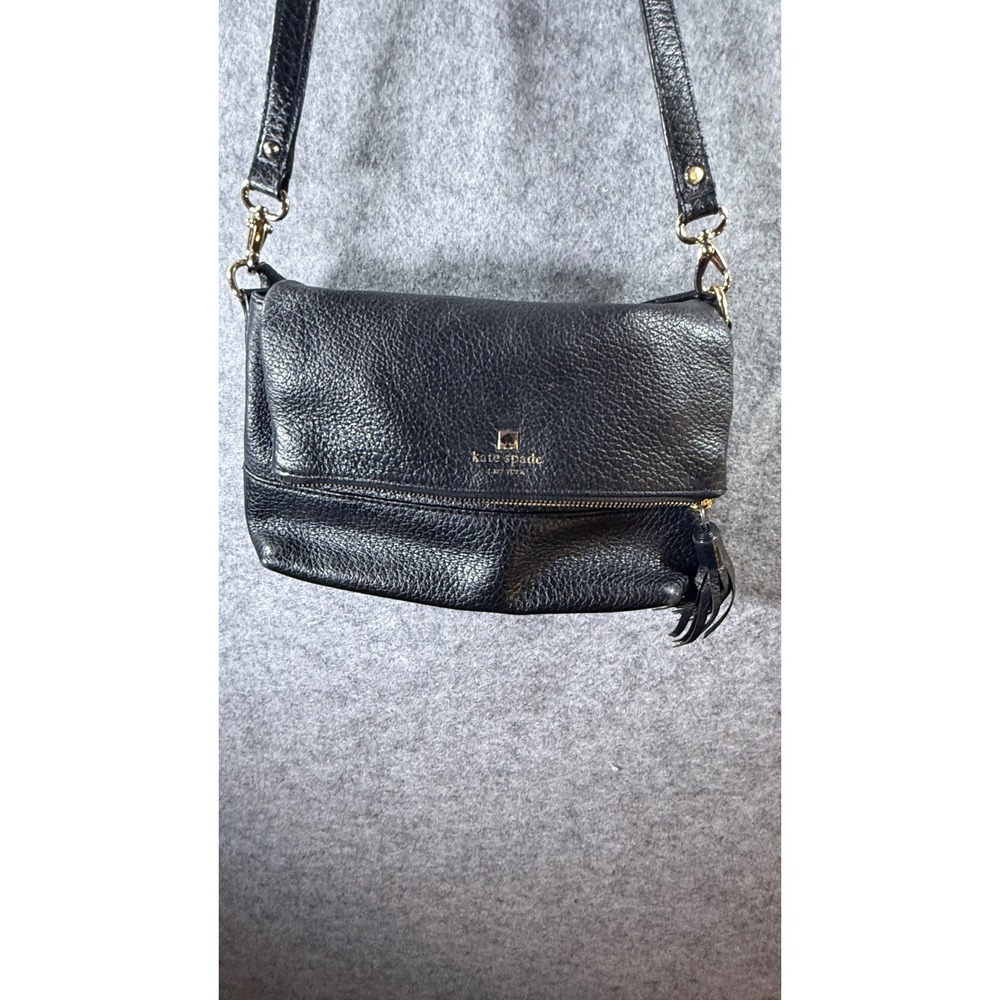 Kate Spade Black Pebbled Leather Foldover Crossbody Bag Tassel Bookstripe Lining